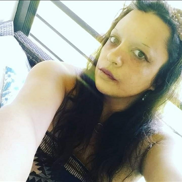 Happy Shopping!! - Picture 4 of 6